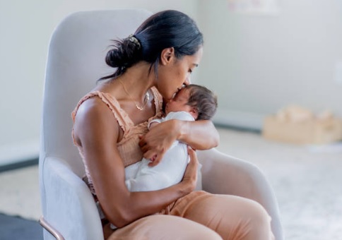 Latest Baby Care Tips for New Moms in 2025