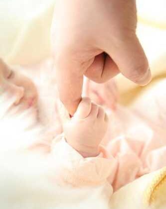 Newborn Essentials: Easy Tips for Happy, Healthy Babies